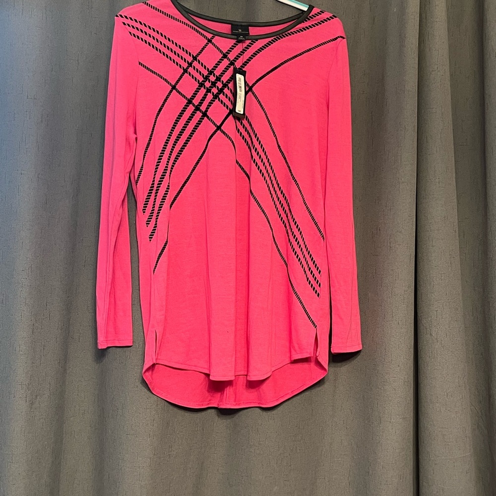 Pink Worthington long sleeve shirt never worn before has tags